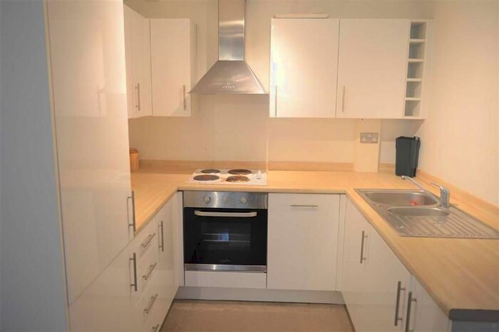 1 Bedroom Flat To Rent In Ty John Penri, St Helens Road, Swansea, SA1