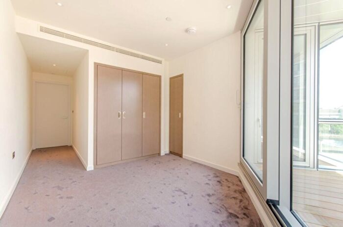 2 Bedroom Flat To Rent In Charrington Tower, Canary Wharf, London, E14