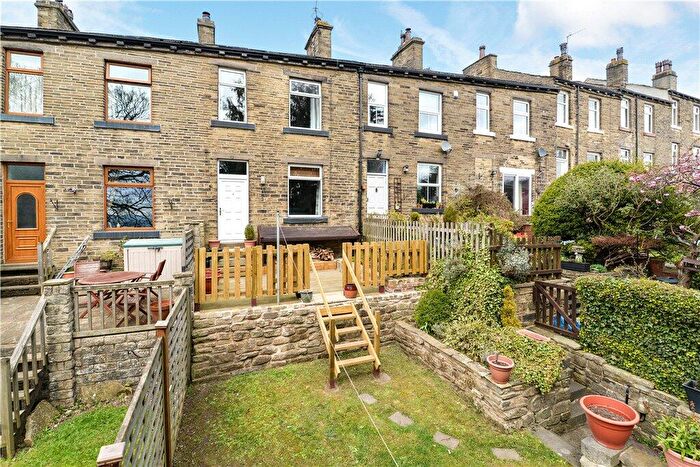 2 Bedroom Terraced House For Sale In Laythorpe Terrace, East Morton, West Yorkshire, BD20