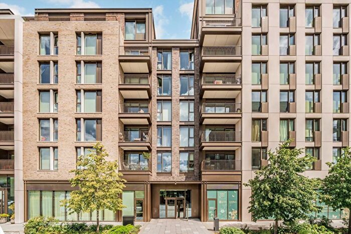 2 Bedroom Flat To Rent In Sands End Lane, Fulham, SW6