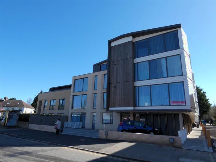 2 Bedroom Flat To Rent In Histon Road, Cambridge, CB4