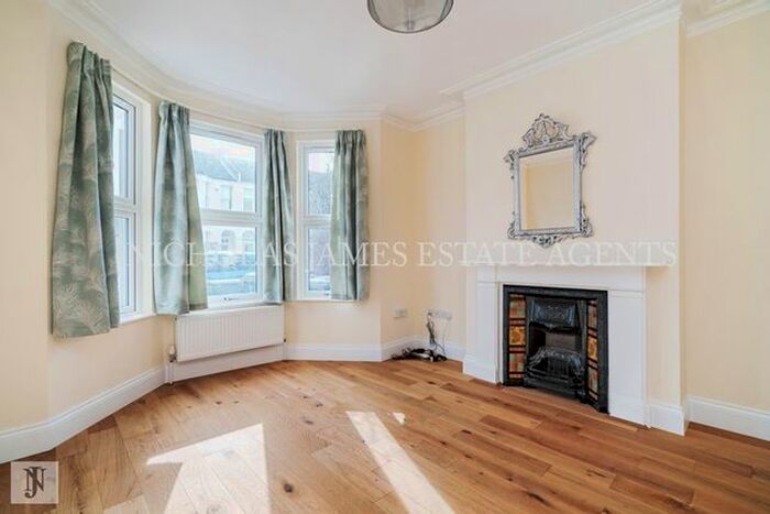 5 Bedroom Terraced House To Rent In West Green Road, London, N15