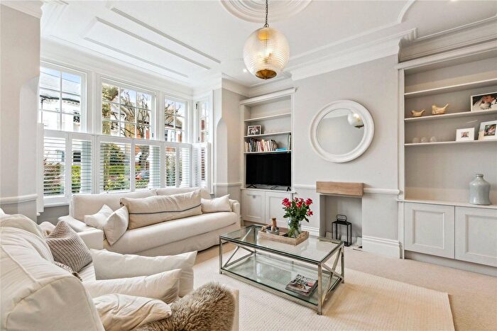 3 Bedroom Terraced House To Rent In Crieff Road, London, SW18