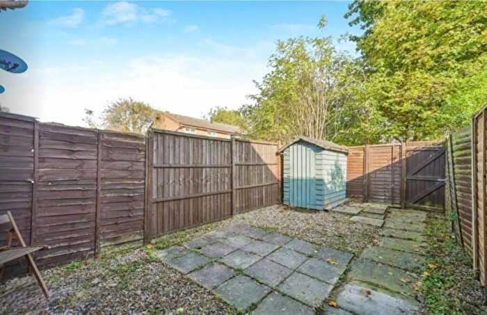 1 Bedroom Terraced House To Rent In Weston Park Gardens, DE24