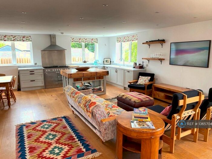 4 Bedroom Semi-Detached House To Rent In Monkshill Farm, Nr Whitstable In Faversham, ME13