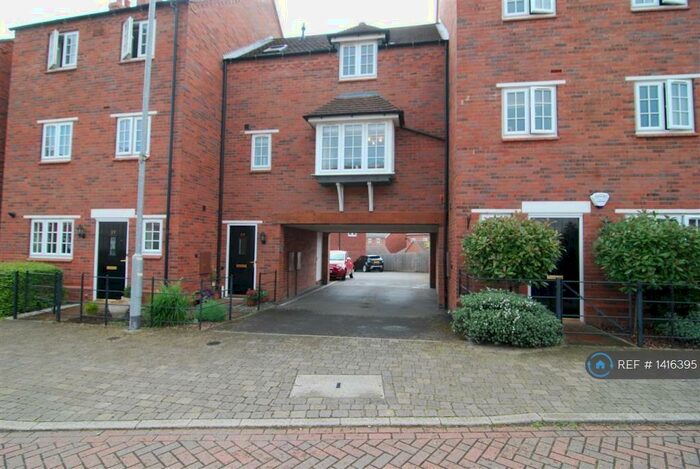 2 Bedroom Maisonette To Rent In Willow Road, Loughborough, LE12