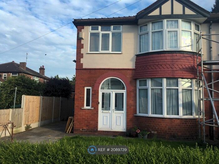 3 Bedroom Semi-Detached House To Rent In Coleby Avenue, Manchester, M16