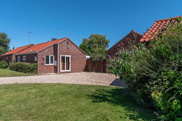 2 Bedroom Detached Bungalow For Sale In Walcups Lane, Great Massingham, PE32