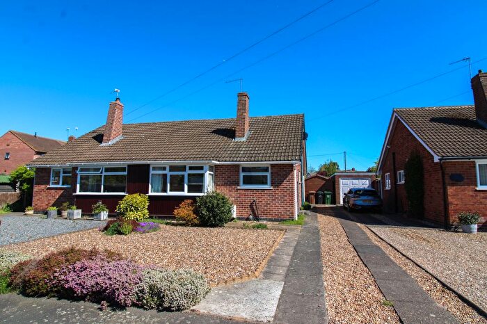 3 Bedroom Semi-Detached Bungalow For Sale In Glebe Road, Queniborough, LE7