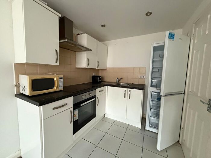1 Bedroom Maisonette To Rent In Moy Road, Cardiff, CF24