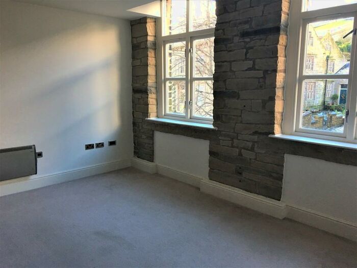 2 Bedroom Apartment To Rent In Oats Royd Mill, HX2