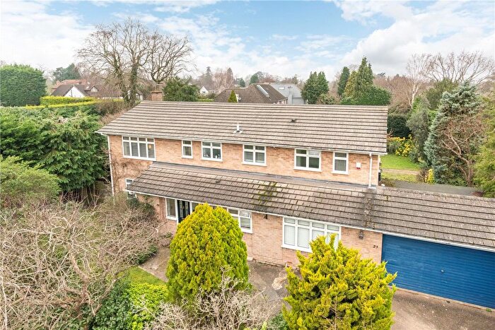 6 Bedroom Detached House To Rent In Conifers, Weybridge, KT13