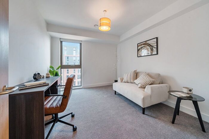 3 Bedroom Flat To Rent In Northminster, Peterborough, PE1