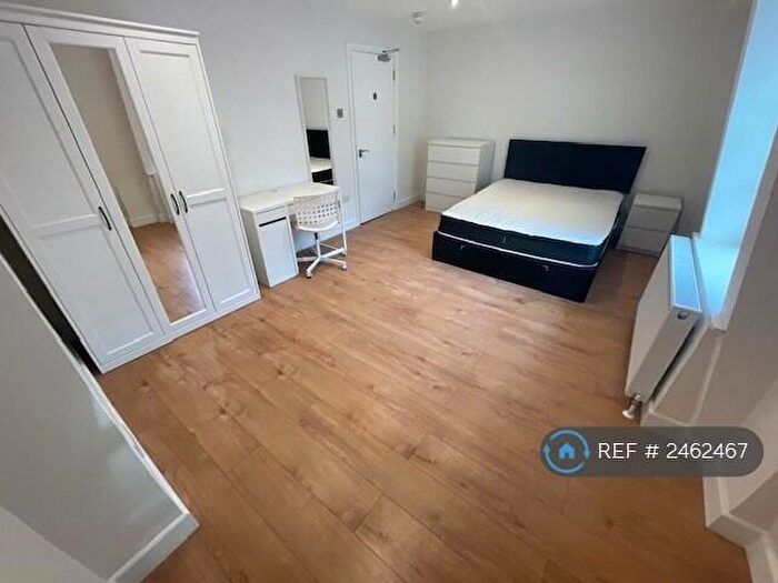 4 Bedroom Flat To Rent In Euston Road, London, NW1