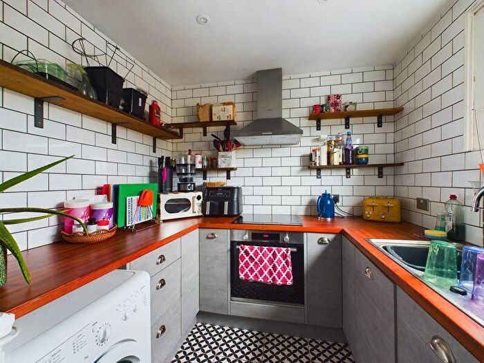 1 Bedroom Apartment To Rent In Camborne Street, Yeovil, BA21