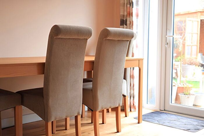 3 Bedroom Detached House For Sale In Burwell Meadow, Witney, OX28