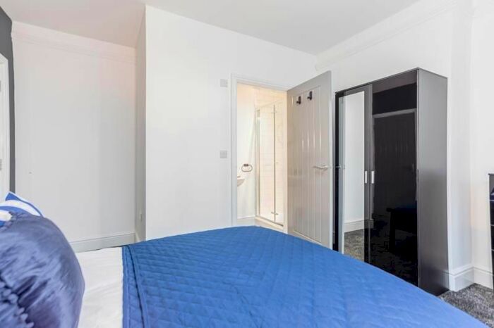 1 Bedroom Property To Rent In Throstlenest Avenue, Wigan, Lancs, WN6