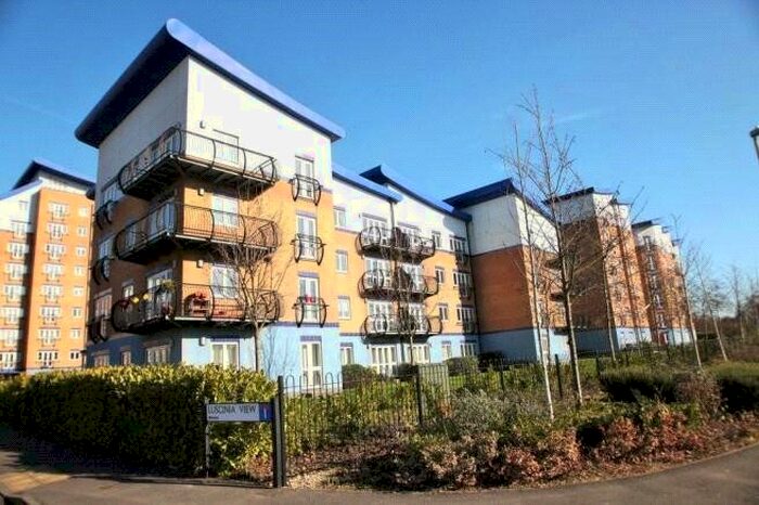 2 Bedroom Flat To Rent In Luscinia View, Napier Road, Reading, Berkshire, RG1