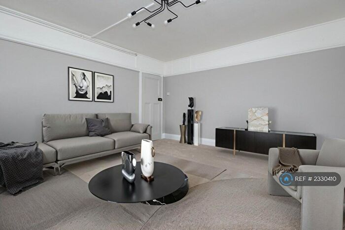 2 Bedroom Flat To Rent In Richmond Chambers, Bournemouth, BH2