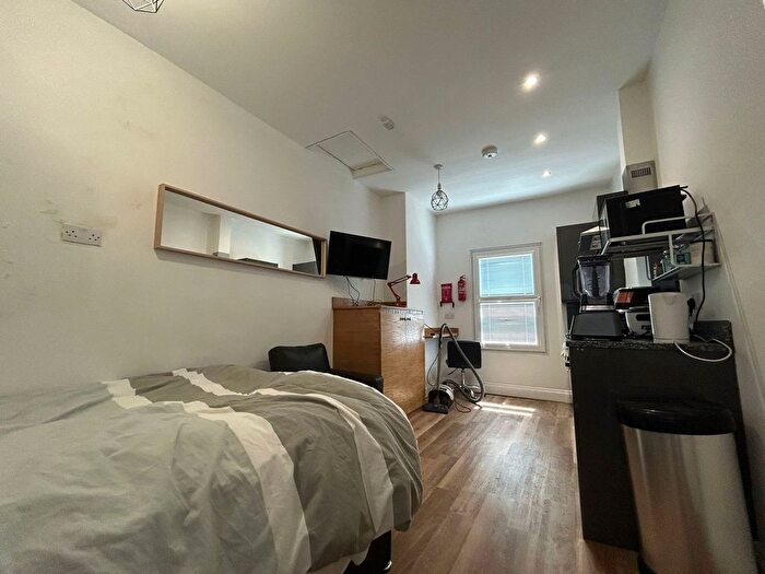 1 Bedroom Semi-Detached House To Rent In Osborne Terrace, Newcastle Upon Tyne, NE2