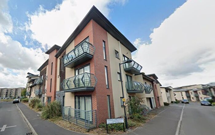 2 Bedroom Apartment To Rent In Tunnicliffe Close, Swindon, SN3