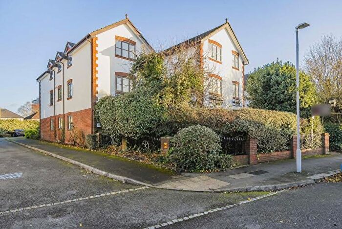 1 Bedroom Flat To Rent In Lenelby Road Surbiton, KT6