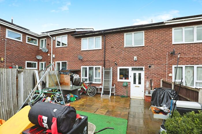 3 Bedroom Terraced House For Sale In Longridge, Knutsford, Cheshire, WA16
