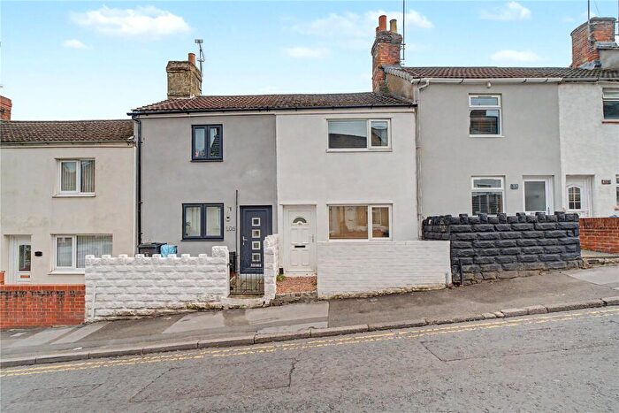 2 Bedroom Terraced House For Sale In Eastcott Hill, Old Town, Swindon, SN1