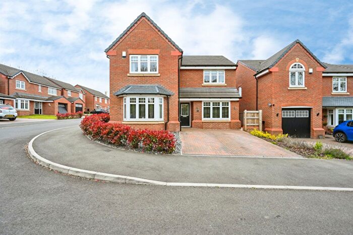 4 Bedroom Detached House For Sale In Whippet Way, Chesterfield, S41