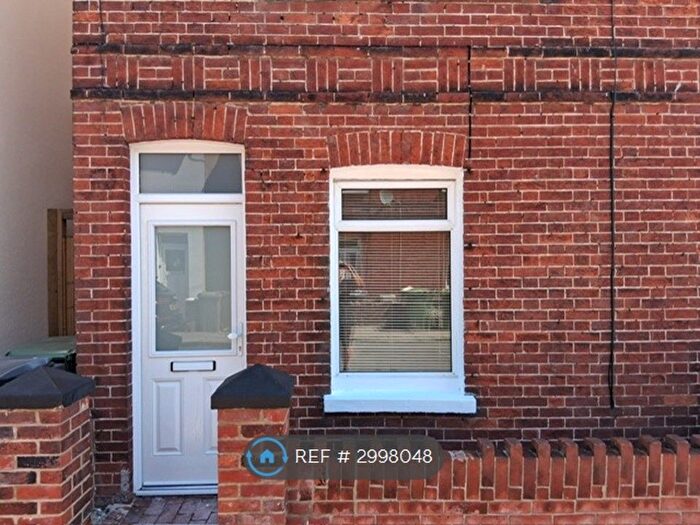 2 Bedroom End Of Terrace House To Rent In Sydney Road, Eastbourne, BN22