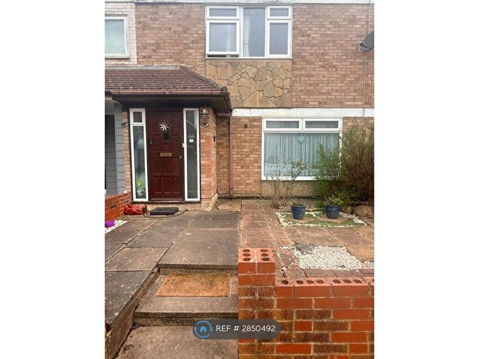 3 Bedroom Terraced House To Rent In Ballards Walk, Basildon, SS15