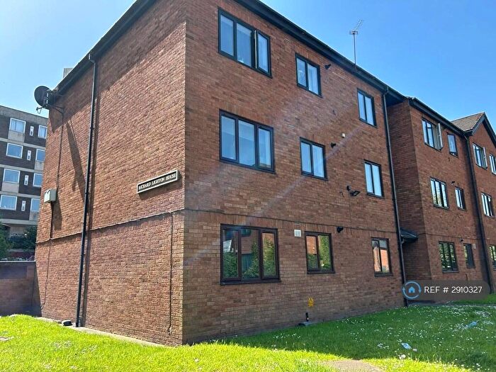 1 Bedroom Flat To Rent In Richard Lighton House, Birmingham, B1