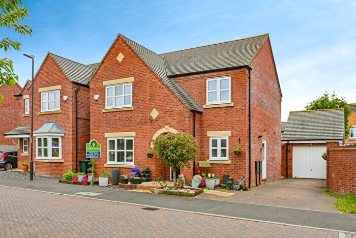 4 Bedroom Detached House For Sale In Quarry Bank Lane, Swadlincote, Derbyshire, DE11