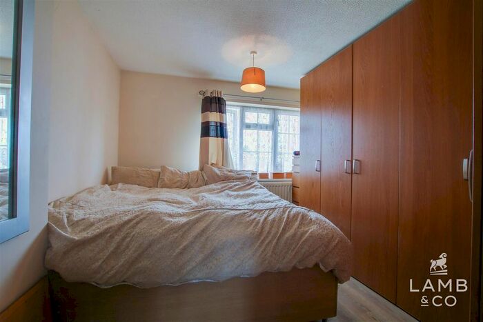4 Bedroom Detached House For Sale In St. Johns Road, Clacton-On-Sea, CO16