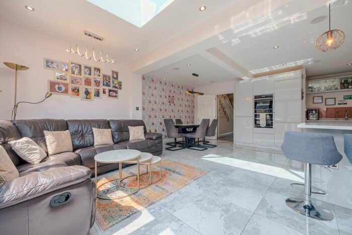 4 Bedroom End Of Terrace House To Rent In Chandos Court, Stanmore, HA7