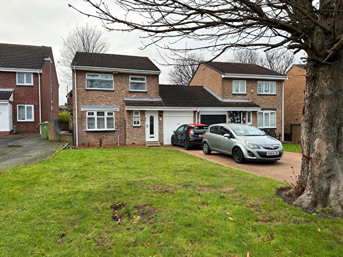 3 Bedroom Detached House For Sale In Maling Park, Sunderland, SR4