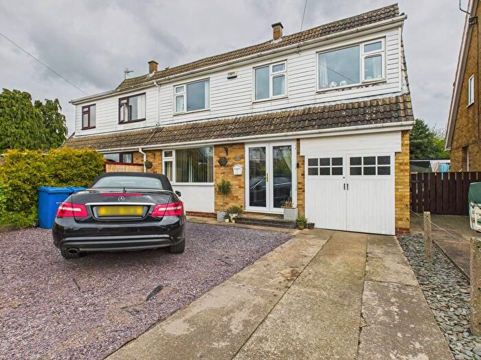 4 Bedroom Semi-Detached House For Sale In Balk Close, Leven, HU17