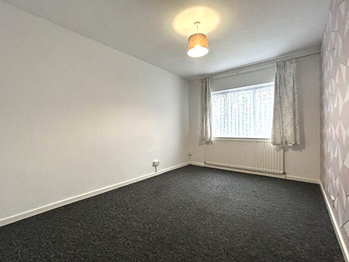 2 Bedroom Bungalow To Rent In Parkwood Drive, Sutton Coldfield, West Midlands, B73