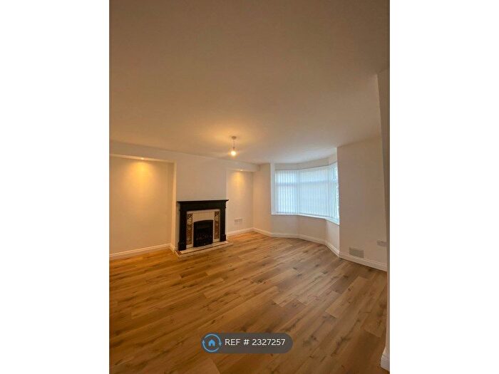 3 Bedroom Semi-Detached House To Rent In Queens Drive, Walton, Liverpool, L4