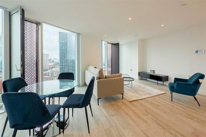 2 Bedroom Apartment To Rent In Thr, M15