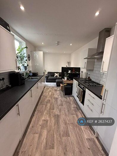 1 Bedroom Flat To Rent In Grove Road, London, E18