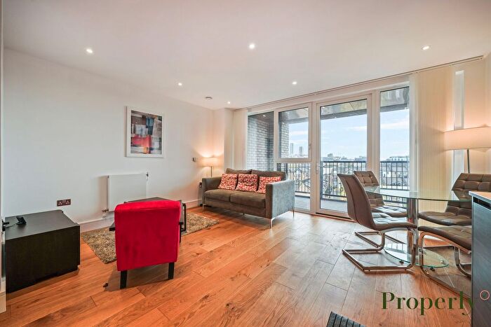 2 Bedroom Flat To Rent In Grove Street, Aurora Point, SE8