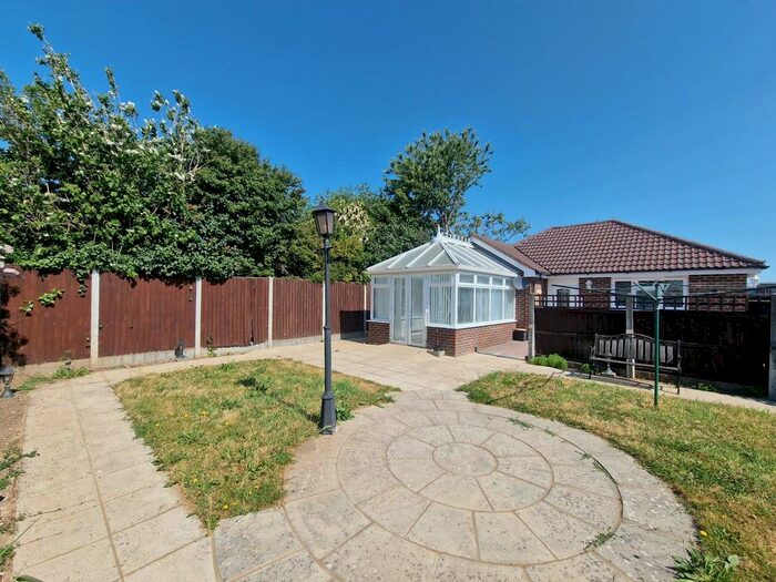 2 Bedroom Detached Bungalow To Rent In Covey Hall Road, Snodland, Kent., ME6