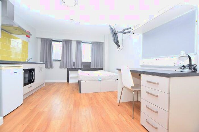 Studio To Rent In Sovereign House, Queen Street, Sheffield, S1
