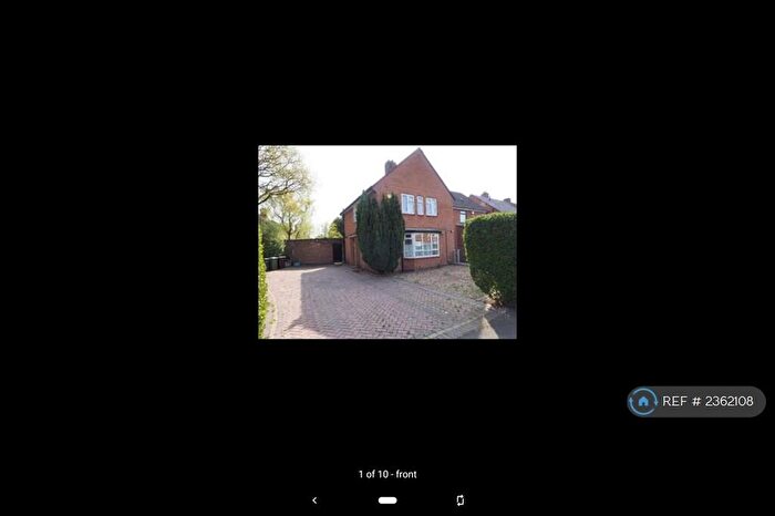 3 Bedroom Semi-Detached House To Rent In Evenlode Road, Solihull, B92