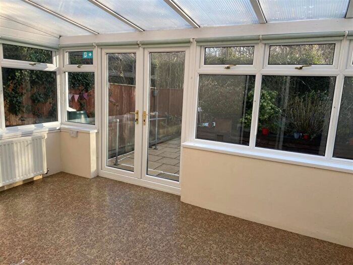 3 Bedroom Terraced House For Sale In Maes Ingli, Newport, SA42