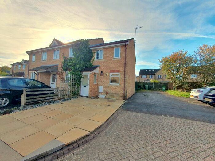 Houses for sale in Laburnum Gardens, Gloucester, GL2