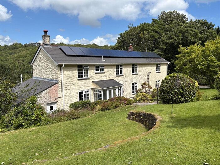 5 Bedroom Detached House For Sale In Polgooth, PL26