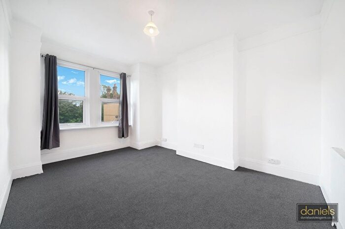 3 Bedroom Flat For Sale In Casselden Road, Harlesden, London, NW10