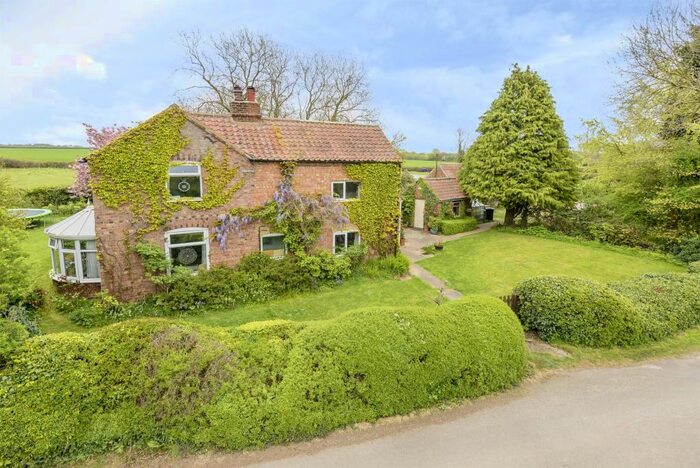 4 Bedroom Detached House For Sale In Tothill, Alford, Lincs, LN13